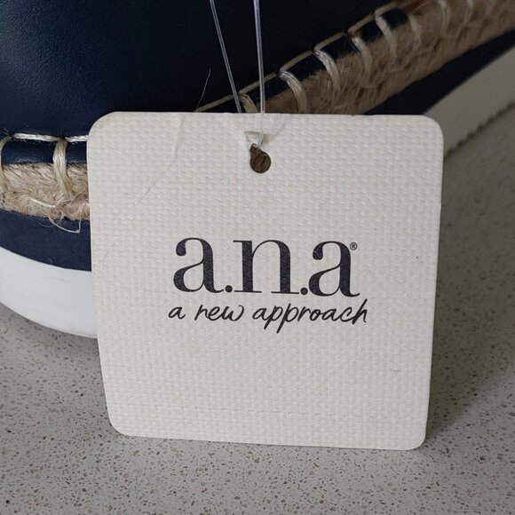 NWT A.N.A. Blue/White Multi Stripe Sandals with Ankle Strap Women's Size 8 - Picture 10 of 13